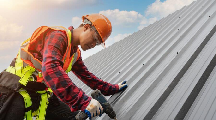 Professional Emergency Roof Repairs services in Brethren, MI